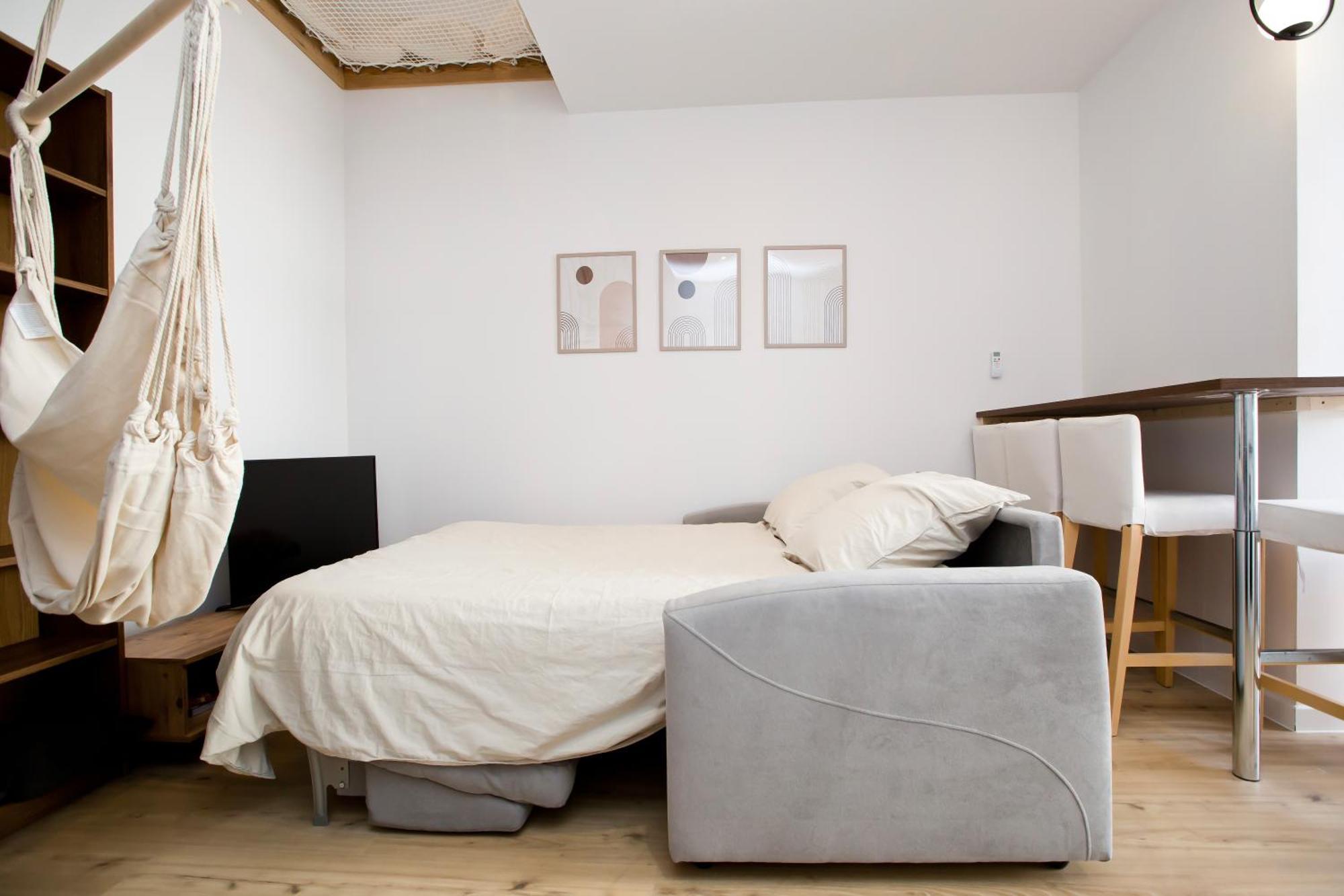Montsejour - T2 Climatise Avec Filet Et Fauteuil Suspendu Apartment Tarbes Exterior photo
