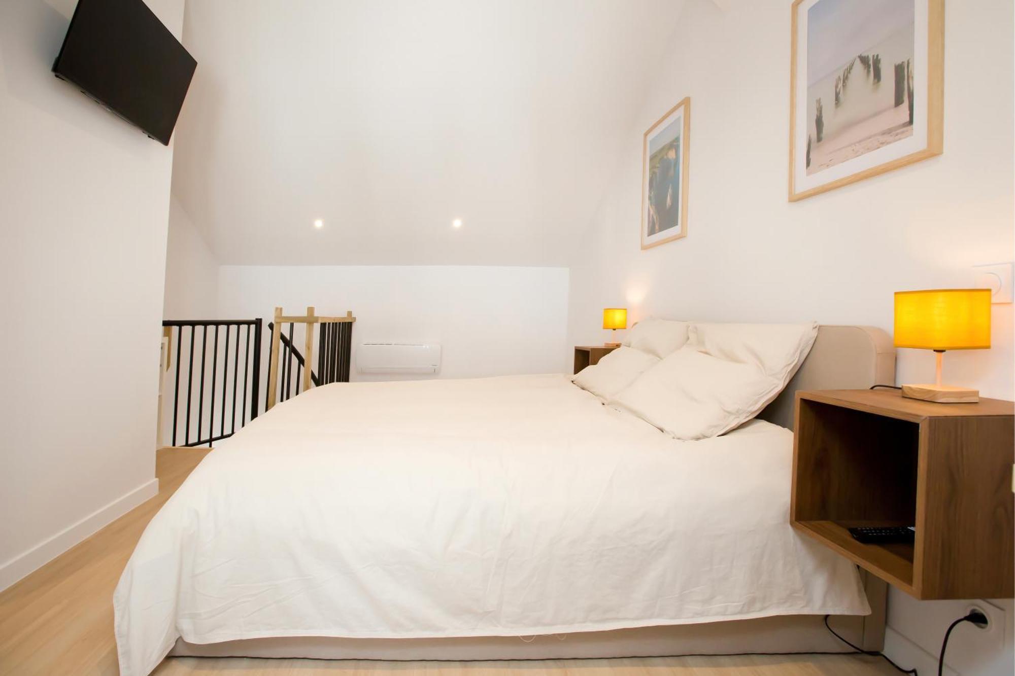 Montsejour - T2 Climatise Avec Filet Et Fauteuil Suspendu Apartment Tarbes Exterior photo
